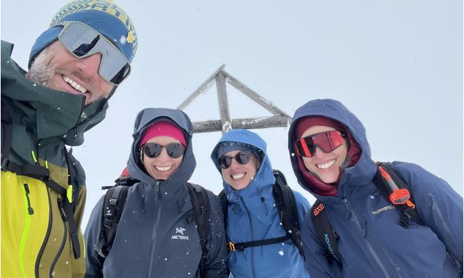 Bergauf-Bergab & GLOBO ALPIN - Schneeschuhtour durch Traumlandschaft